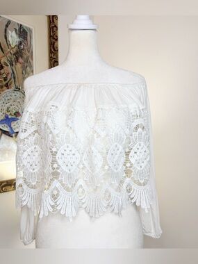 LA Hearts Off Shoulder Lace Crop Top White Boho Festival Blouse M